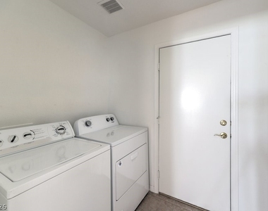 5389 Progresso Street - Photo Thumbnail 22