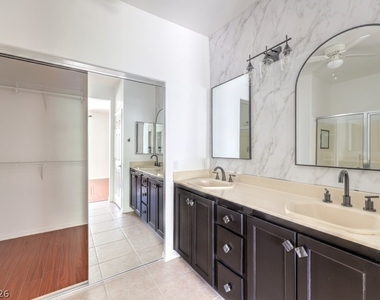 5389 Progresso Street - Photo Thumbnail 17