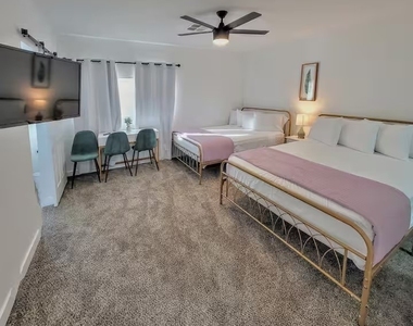 3113 Black Forest Drive - Photo Thumbnail 13