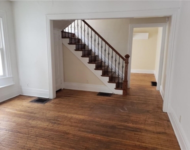 36 Berkshire Street - Photo Thumbnail 5
