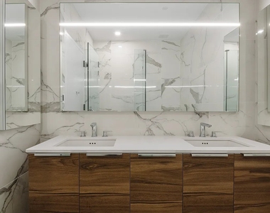 171 Suffolk Street - Photo Thumbnail 7