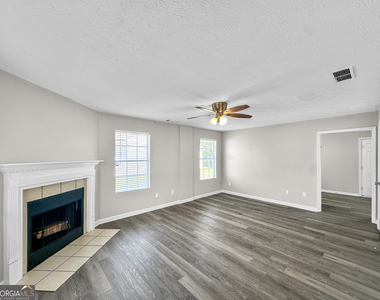178 Marsh Glen Drive - Photo Thumbnail 3