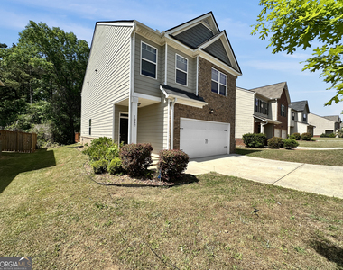 1067 Lear Drive - Photo Thumbnail 2