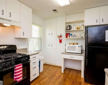 1538 Beech Valley Way - Photo Thumbnail 8