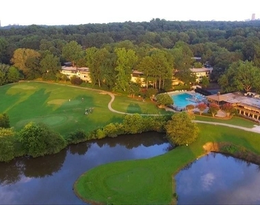 82 Montre Square Nw - Photo Thumbnail 43
