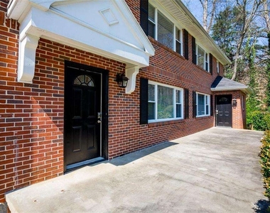 1536 Beech Valley Way Ne - Photo Thumbnail 2