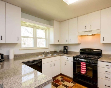 1536 Beech Valley Way Ne - Photo Thumbnail 14