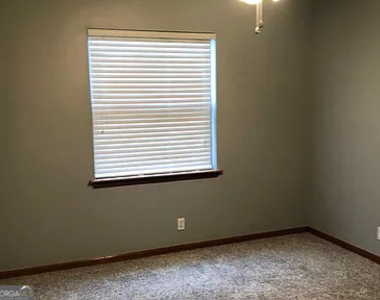 502 Hunt Club Road - Photo Thumbnail 15