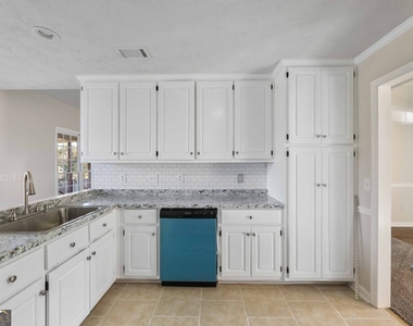 7988 Westlake Drive - Photo Thumbnail 20