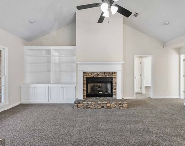 7988 Westlake Drive - Photo Thumbnail 25