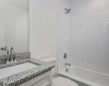 1170 Greenwich Street Sw - Photo Thumbnail 9