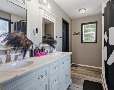 1459 Bridgewater Branch - Photo Thumbnail 16