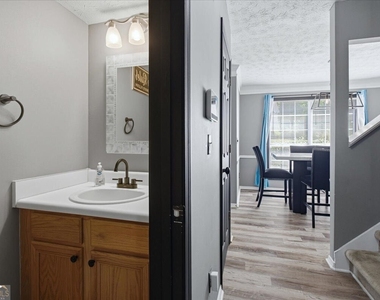 1459 Bridgewater Branch - Photo Thumbnail 6