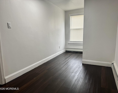 198 New Brunswick Avenue - Photo Thumbnail 8