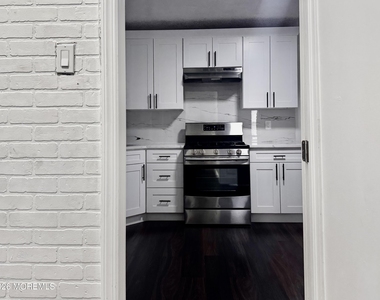 198 New Brunswick Avenue - Photo Thumbnail 3