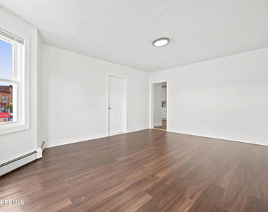198 New Brunswick Avenue - Photo Thumbnail 5