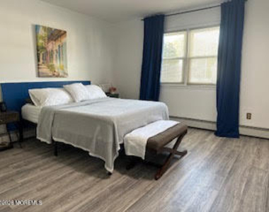 56 Auburn Road - Photo Thumbnail 7
