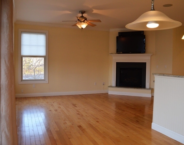 606 Park Avenue - Photo Thumbnail 11