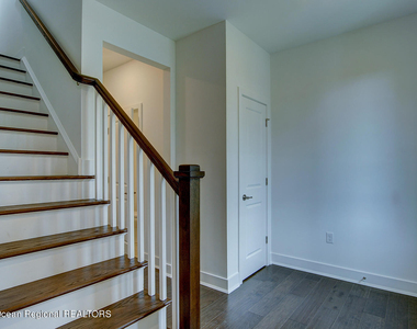 101 Pilot Street - Photo Thumbnail 8