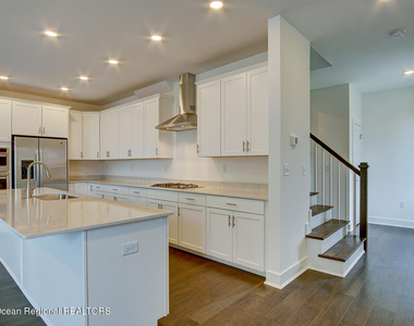 101 Pilot Street - Photo Thumbnail 2