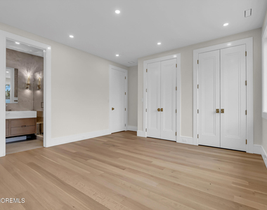 19 Clarence Avenue - Photo Thumbnail 23