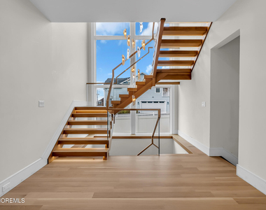 19 Clarence Avenue - Photo Thumbnail 15