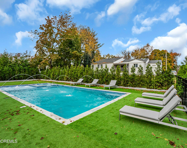 19 Clarence Avenue - Photo Thumbnail 27