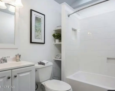 170 1st Avenue - Photo Thumbnail 5