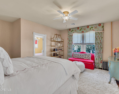 207 Monmouth Avenue - Photo Thumbnail 33