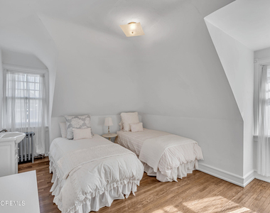 207 Monmouth Avenue - Photo Thumbnail 46