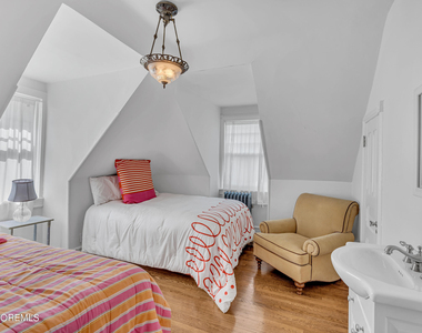 207 Monmouth Avenue - Photo Thumbnail 44