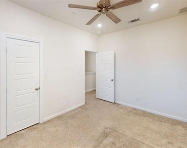 16164 Doe Lake Drive - Photo Thumbnail 12
