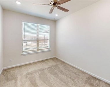 16164 Doe Lake Drive - Photo Thumbnail 13