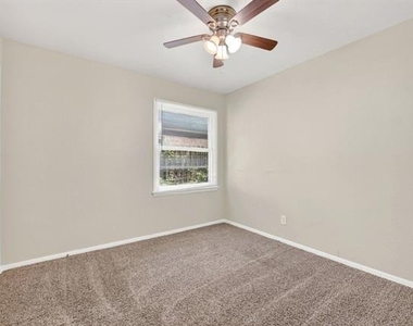 2539 Hillsboro Avenue - Photo Thumbnail 17