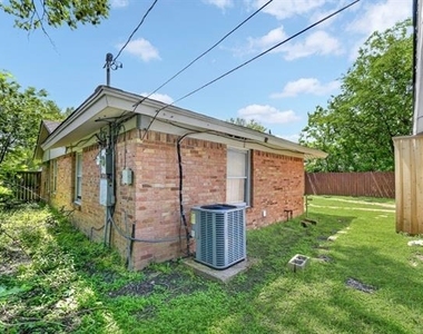 2539 Hillsboro Avenue - Photo Thumbnail 14