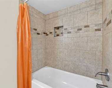 2539 Hillsboro Avenue - Photo Thumbnail 23