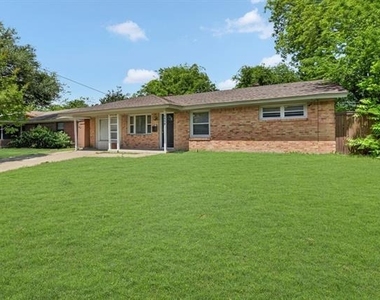 2539 Hillsboro Avenue - Photo Thumbnail 2