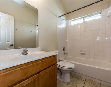 9924 Wild Ginger Drive - Photo Thumbnail 8