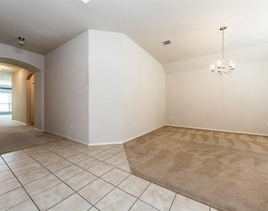 9924 Wild Ginger Drive - Photo Thumbnail 4