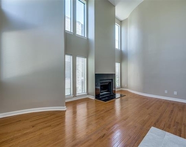 4130 Newton Avenue - Photo Thumbnail 5