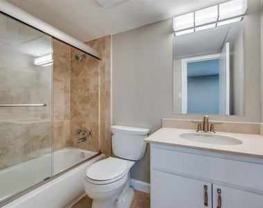 4130 Newton Avenue - Photo Thumbnail 18