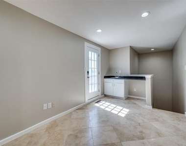 4130 Newton Avenue - Photo Thumbnail 8