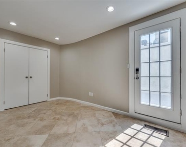 4130 Newton Avenue - Photo Thumbnail 17