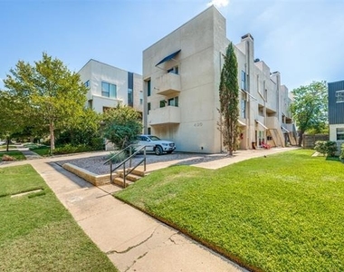 4130 Newton Avenue - Photo Thumbnail 1
