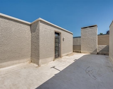 4130 Newton Avenue - Photo Thumbnail 22