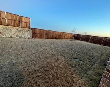 312 Lone Wolf Trail - Photo Thumbnail 31