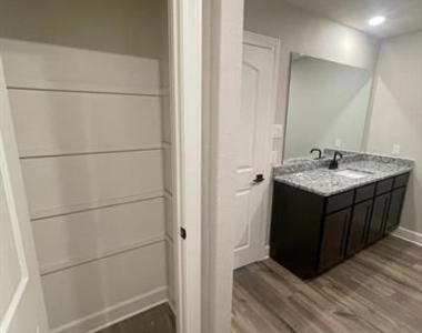 312 Lone Wolf Trail - Photo Thumbnail 29