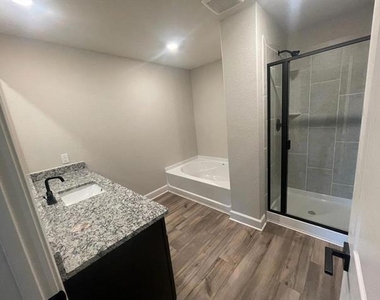 312 Lone Wolf Trail - Photo Thumbnail 27