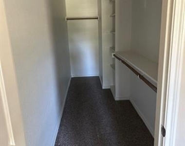 5813 Rancho Lane - Photo Thumbnail 3