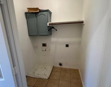 5813 Rancho Lane - Photo Thumbnail 21